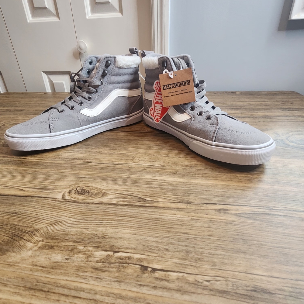 Vans Filmore High Top Sk8 Gray Suede & White Side Stripe Faux Sherpa Women 9.5 - Picture 2 of 11